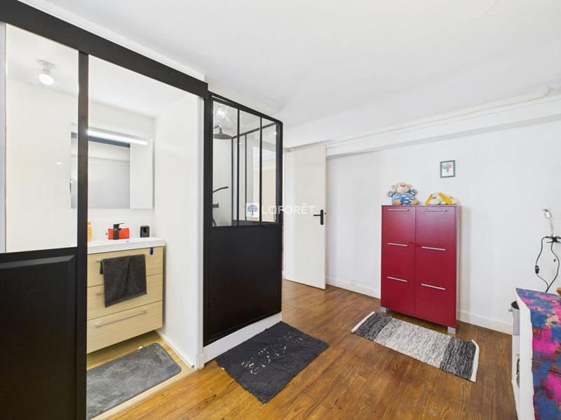 Maison - 93 m² - 5 pièces