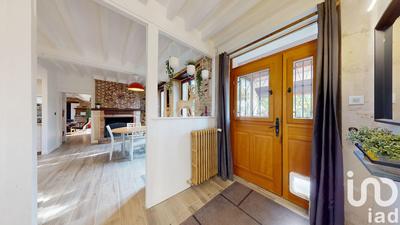 Maison - 220 m² - 6 pièces