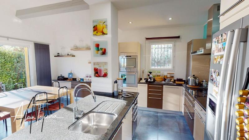 Maison - 124 m² - 6 pièces