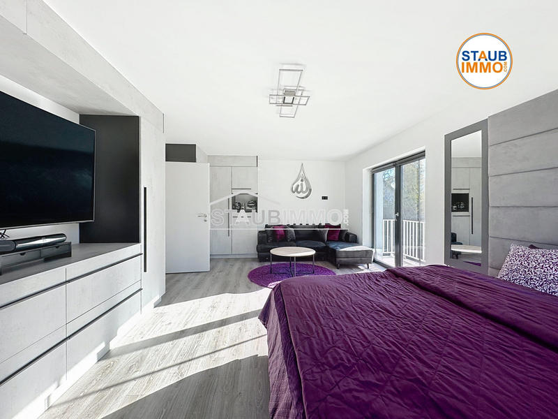 Maison - 200 m² - 8 pièces