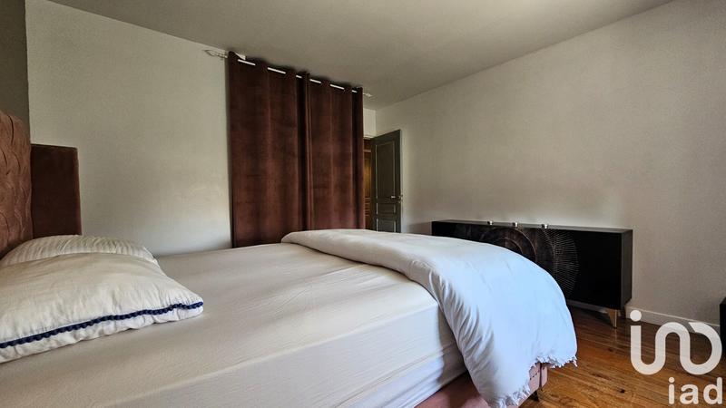 Maison - 180 m² - 7 pièces