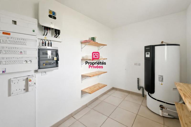 Maison - 90 m² - 5 pièces