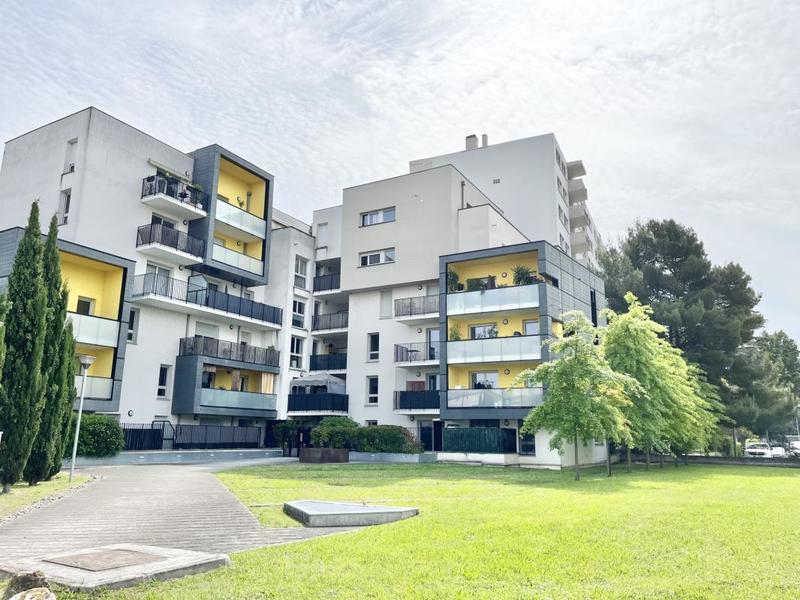 Appartement - 60 m² - 3 pièces