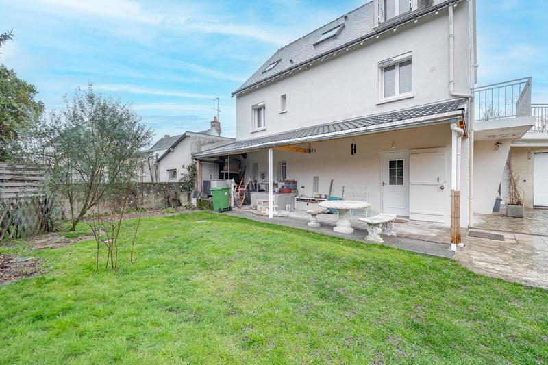 Maison - 141 m² - 7 pièces