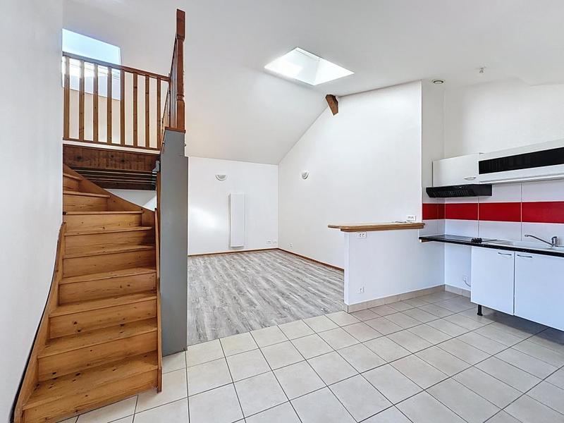 Appartement - 64 m² - 2 pièces