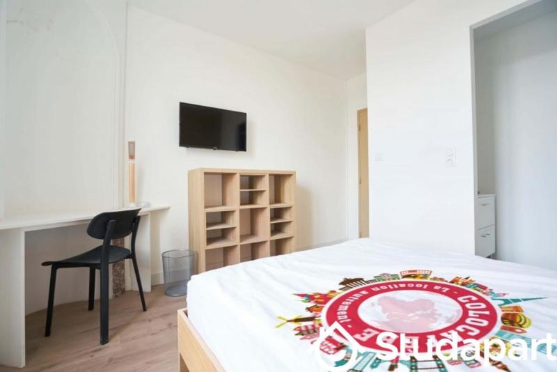 Chambre - 10 m² - 1 pièce