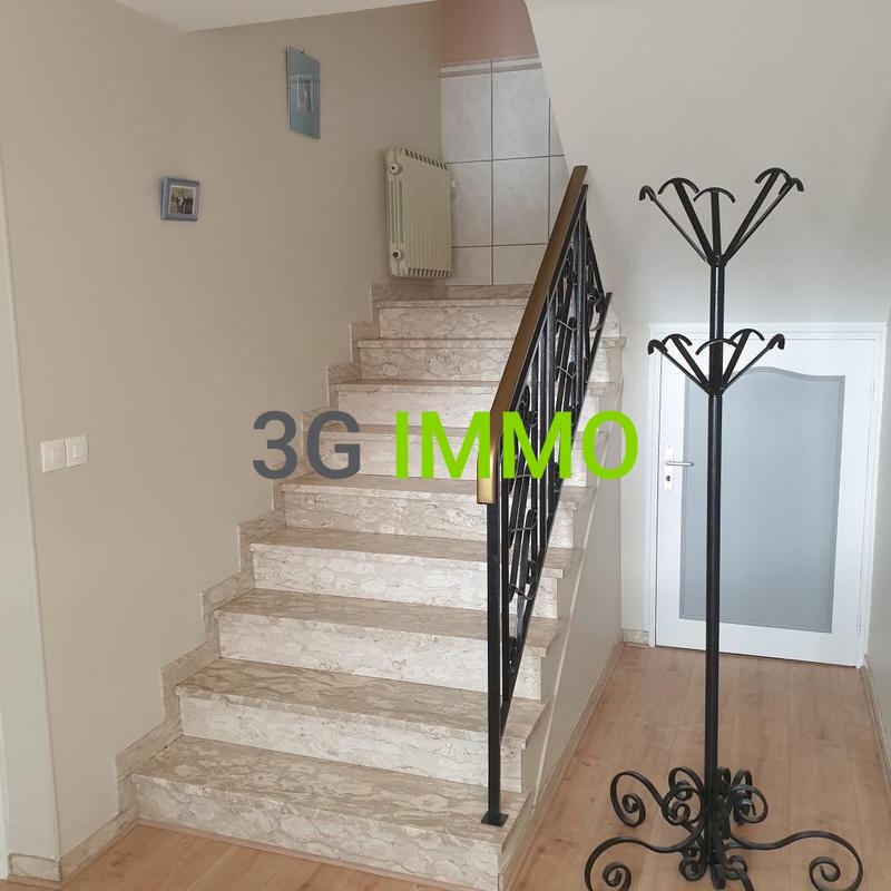 Maison de village - 230 m² - 5 pièces