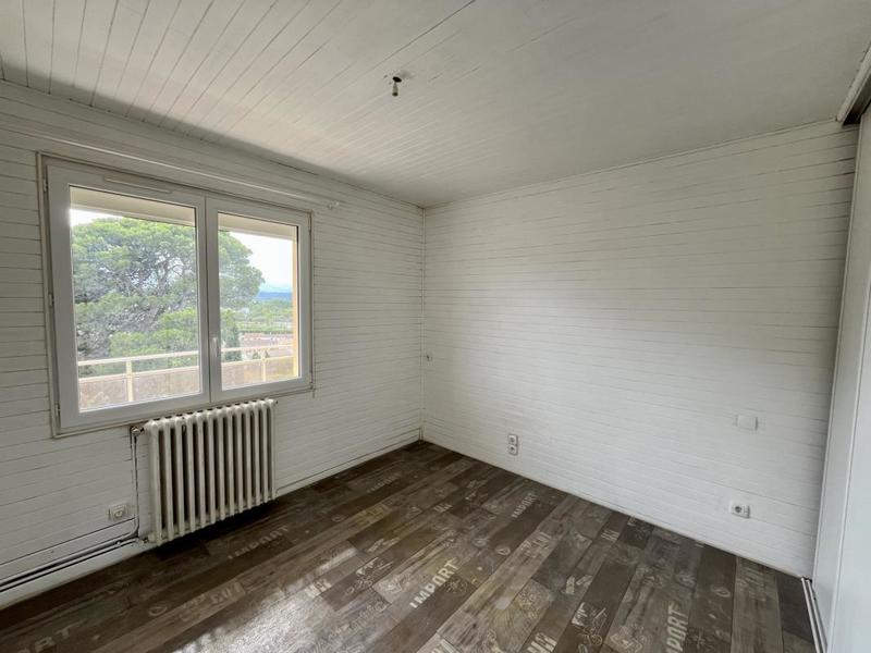 Appartement - 96 m² - 5 pièces