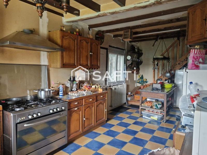 Maison - 210 m² - 7 pièces