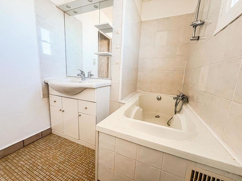 Maison - 77 m² - 5 pièces