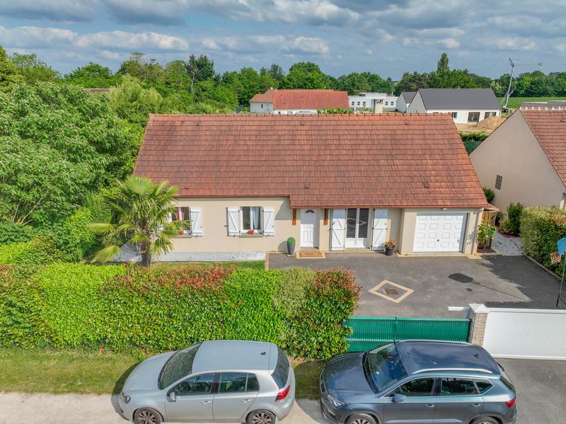 Maison traditionnelle - 145 m² - 7 pièces