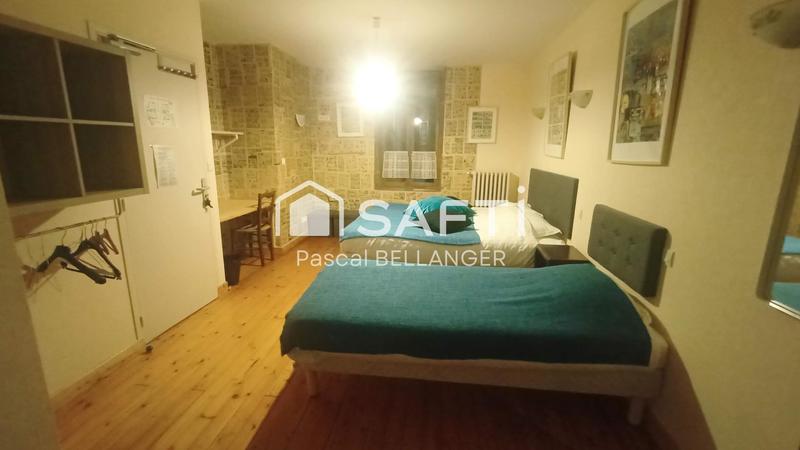 Maison - 392 m² - 14 pièces