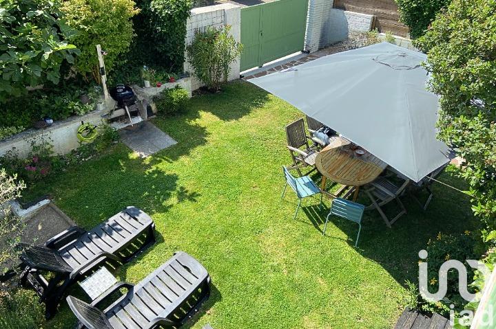 Maison - 150 m² - 8 pièces