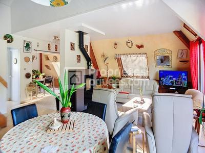 Maison - 302 m² - 10 pièces