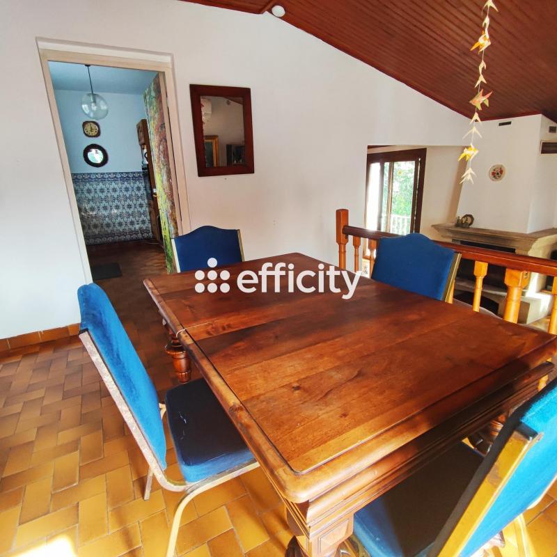 Maison - 163 m² - 6 pièces