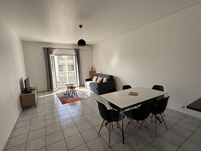 Appartement - 56 m² - 2 pièces