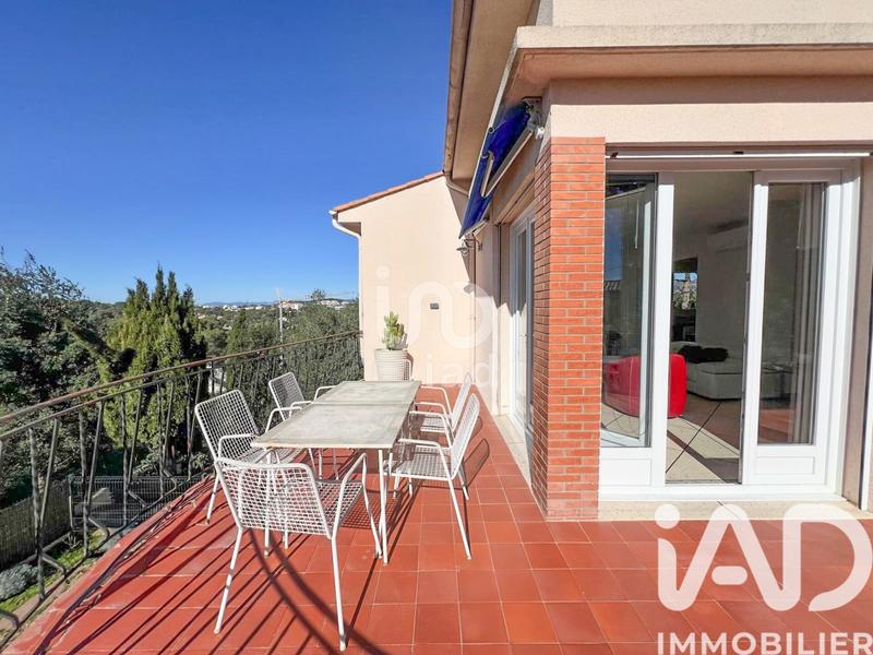 Maison - 167 m² - 6 pièces