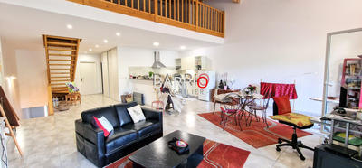 Appartement - 140 m² - 4 pièces