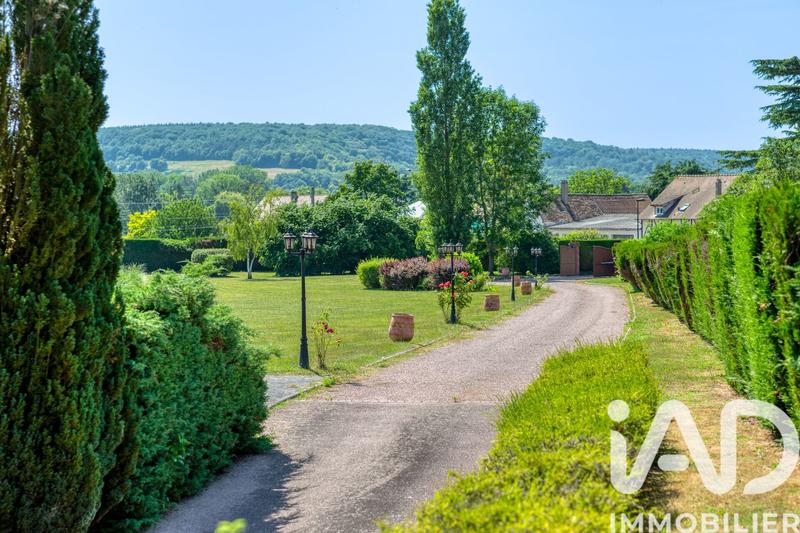 Maison - 280 m² - 7 pièces