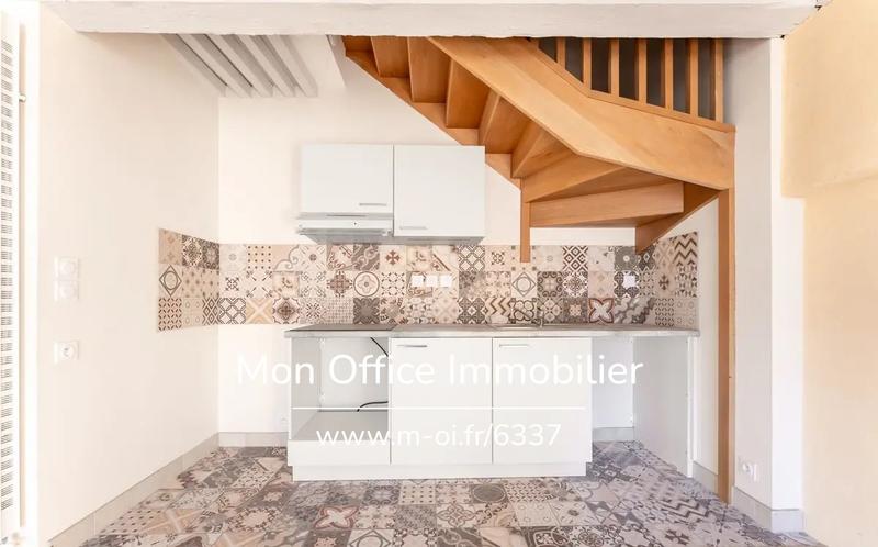 Appartement - 79 m² - 3 pièces