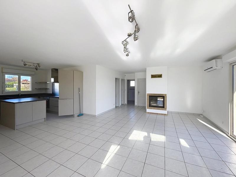 Maison - 110 m² - 5 pièces