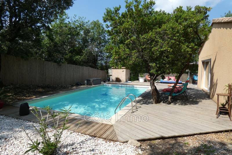 Villa - 195 m² - 6 pièces