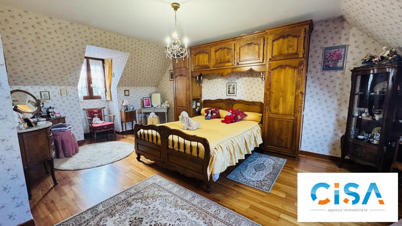 Maison - 153 m² - 7 pièces