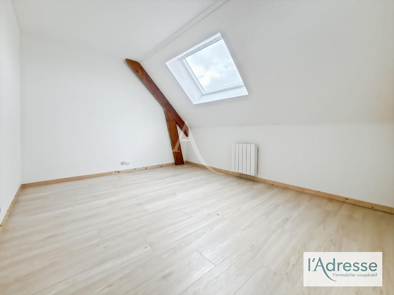 Maison - 215 m² - 7 pièces