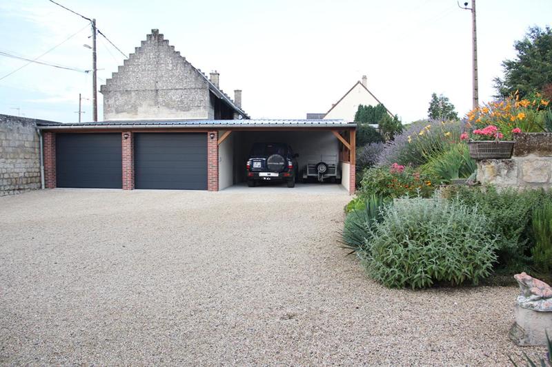 Propriété - 250 m² - 7 pièces