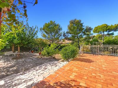 Maison - 185 m² - 7 pièces