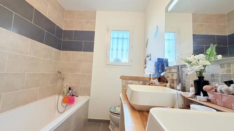 Maison - 89 m² - 4 pièces