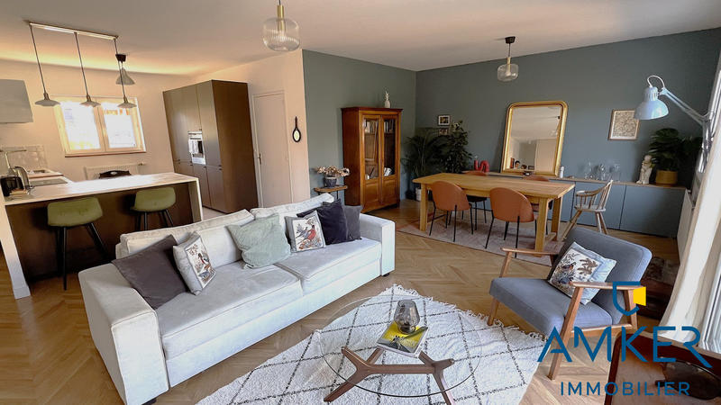 Maison traditionnelle - 146 m² - 6 pièces