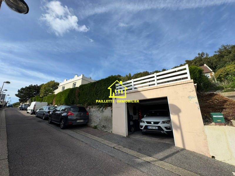 Maison - 90 m² - 3 pièces