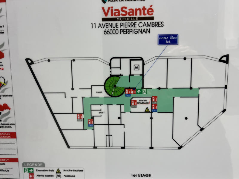 Local commercial - 374 m²