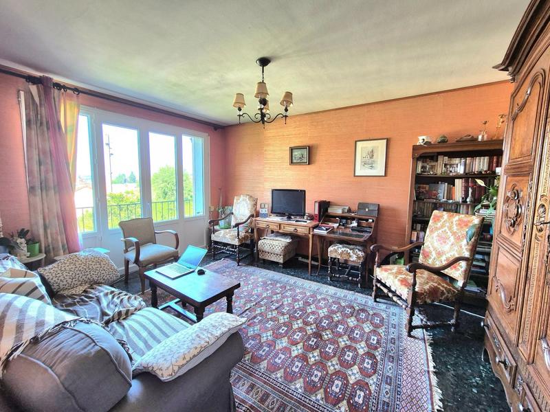 Maison - 90 m² - 5 pièces