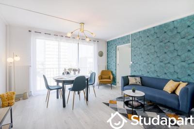 Chambre - 10 m² - 1 pièce