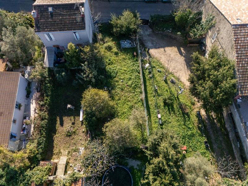 Terrain - 272 m²