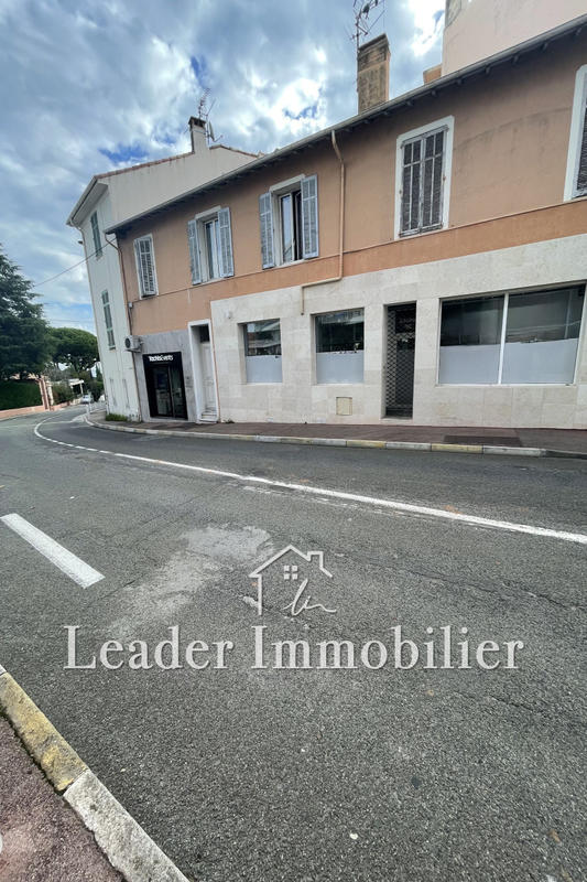 Local commercial - 120 m²