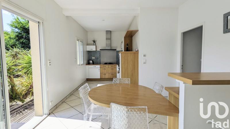 Maison - 180 m² - 7 pièces