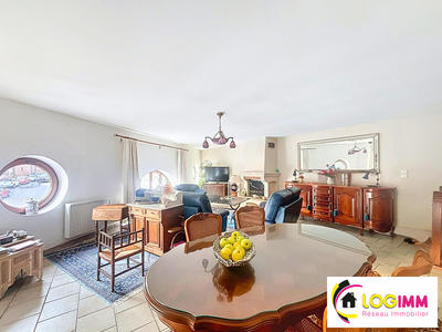 Appartement - 160 m² - 4 pièces