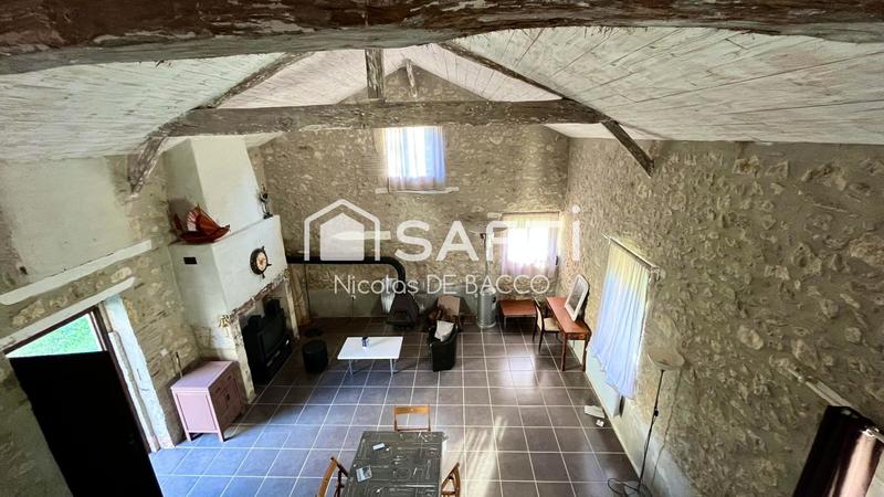 Maison - 385 m² - 10 pièces