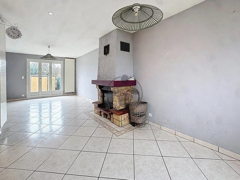 Maison - 94 m² - 4 pièces