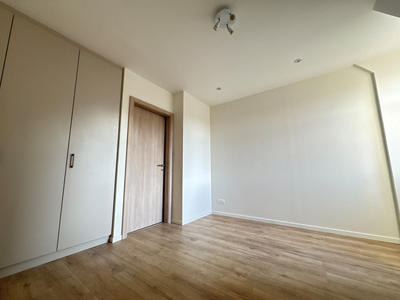 Appartement - 98 m² - 5 pièces