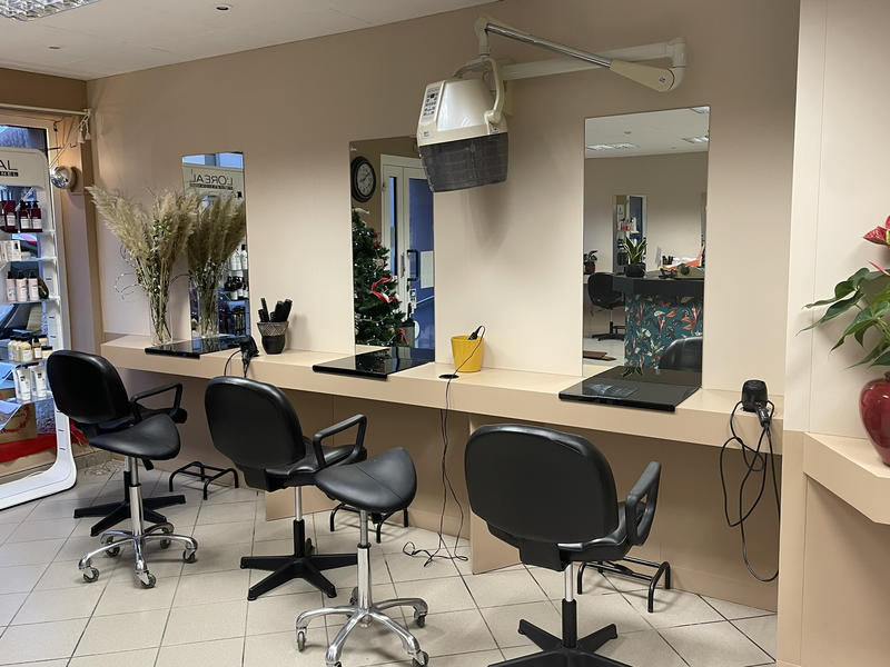 Fonds de commerce - Magasins - 80 m²