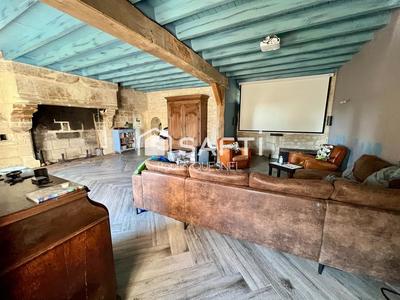 Maison - 224 m² - 7 pièces