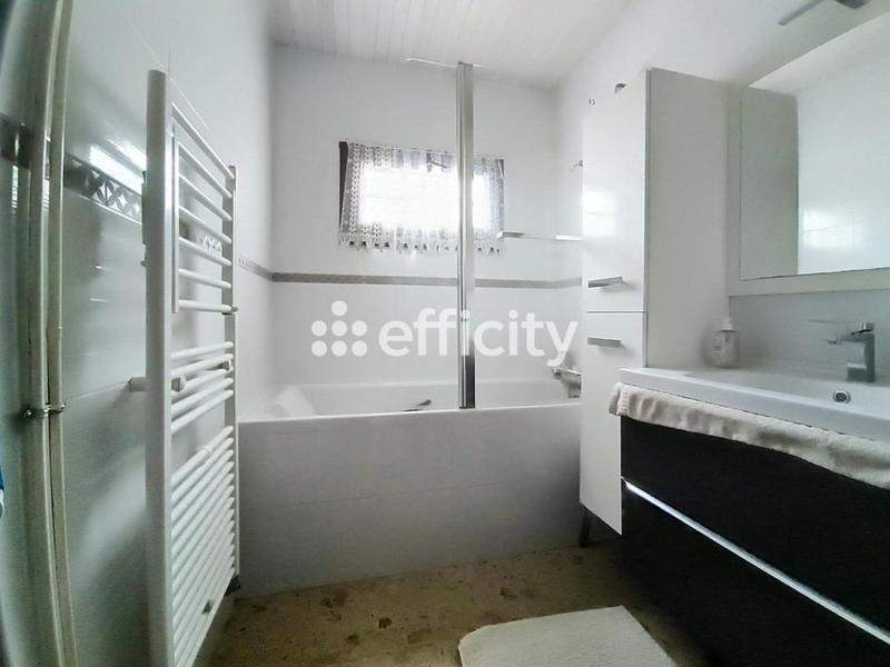 Pavillon - 134 m² - 6 pièces