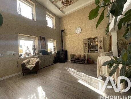 Maison - 245 m² - 6 pièces