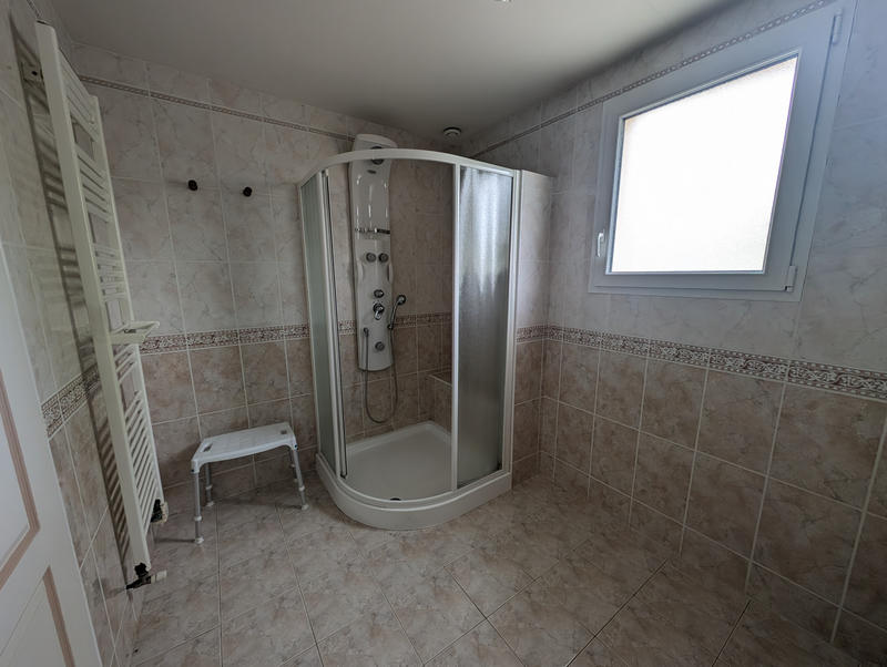 Maison - 102 m² - 4 pièces