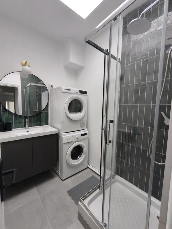 Appartement - 64 m² - 5 pièces