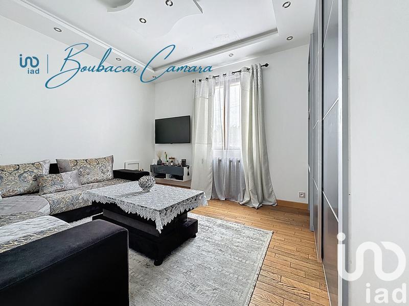 Maison - 203 m² - 8 pièces